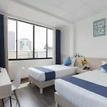 Spotlight Hotel